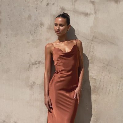 Leonie | Longue robe en satin