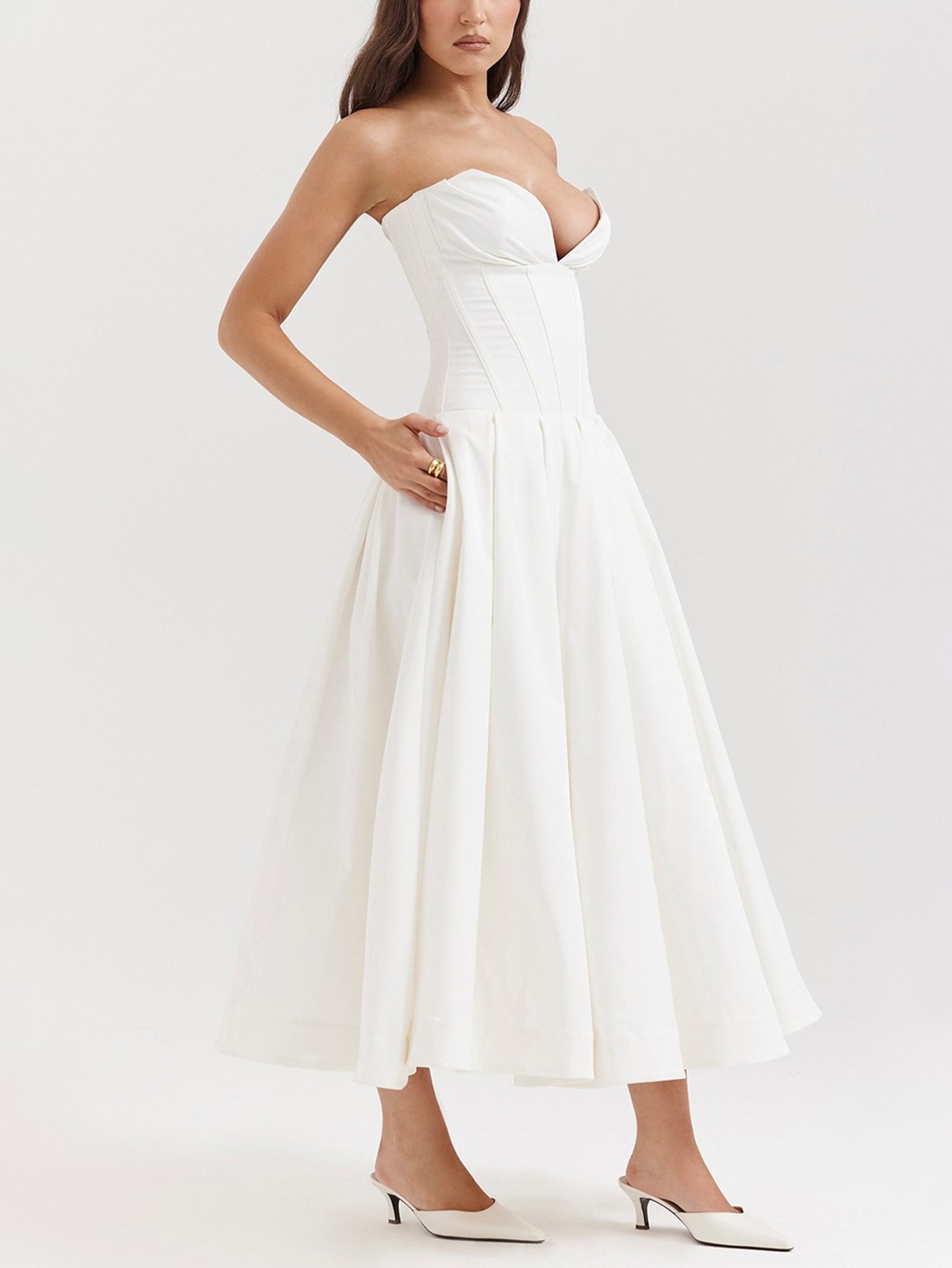 Odette | Robe midi sans bretelles et solide