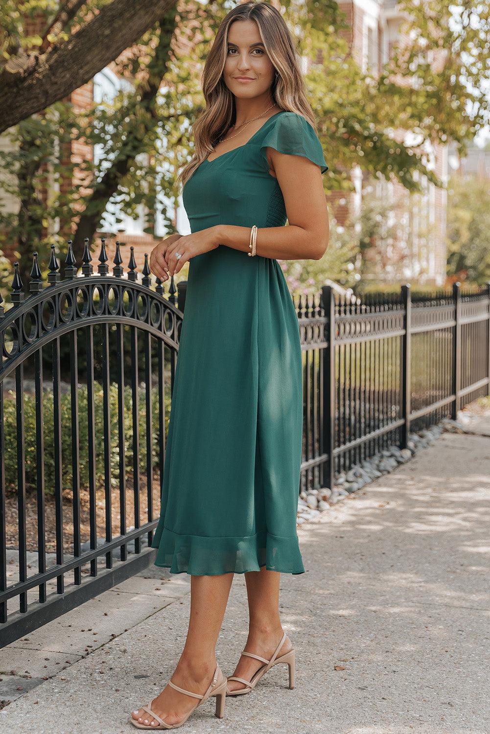 Emmeline | Robe midi avec encolure en cœur