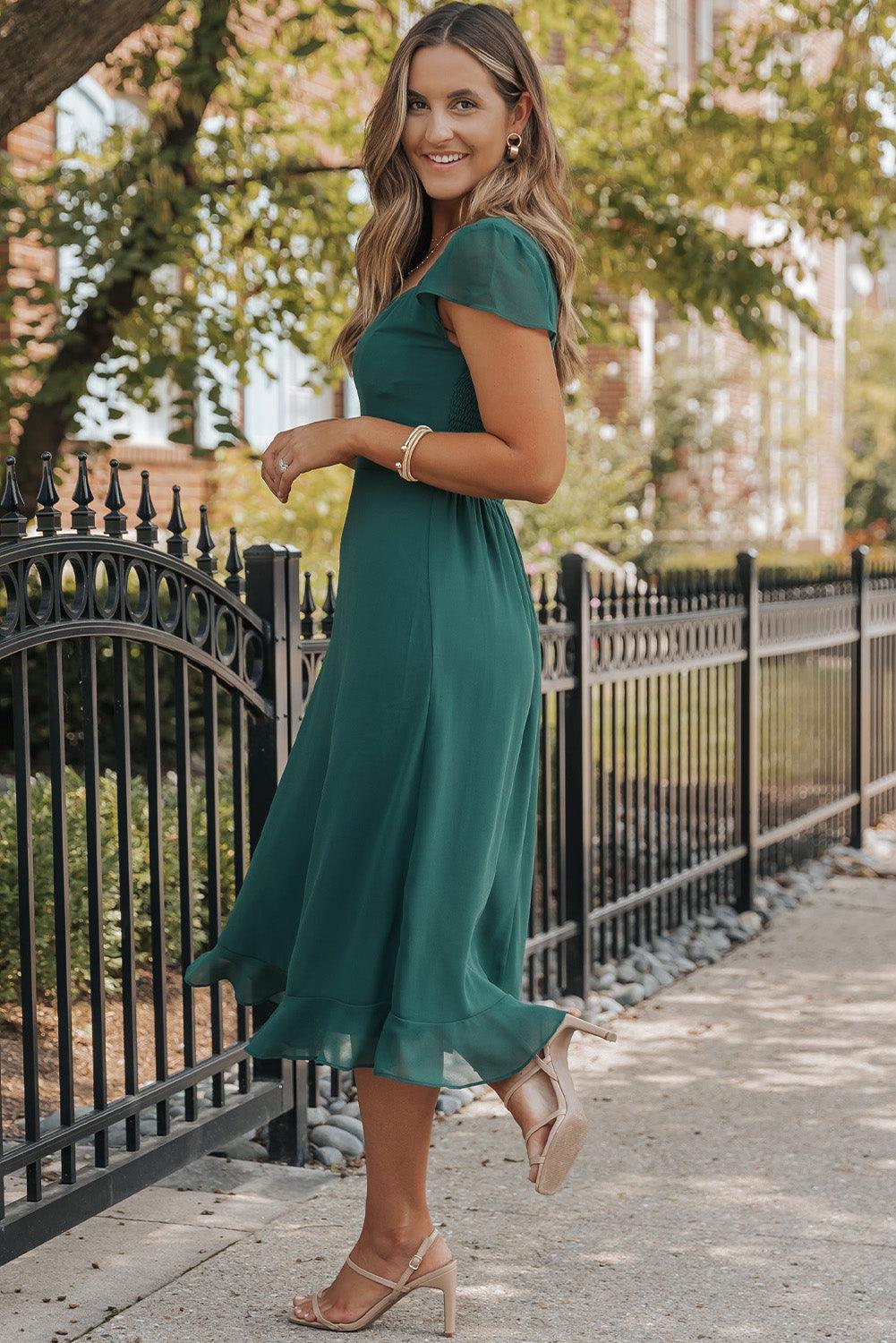 Emmeline | Robe midi avec encolure en cœur